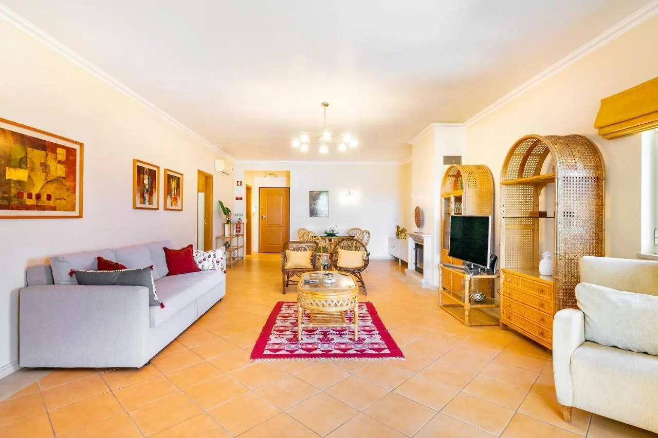 Whome | Vilamoura Family Apartment Quarteira 0*,  Portugal