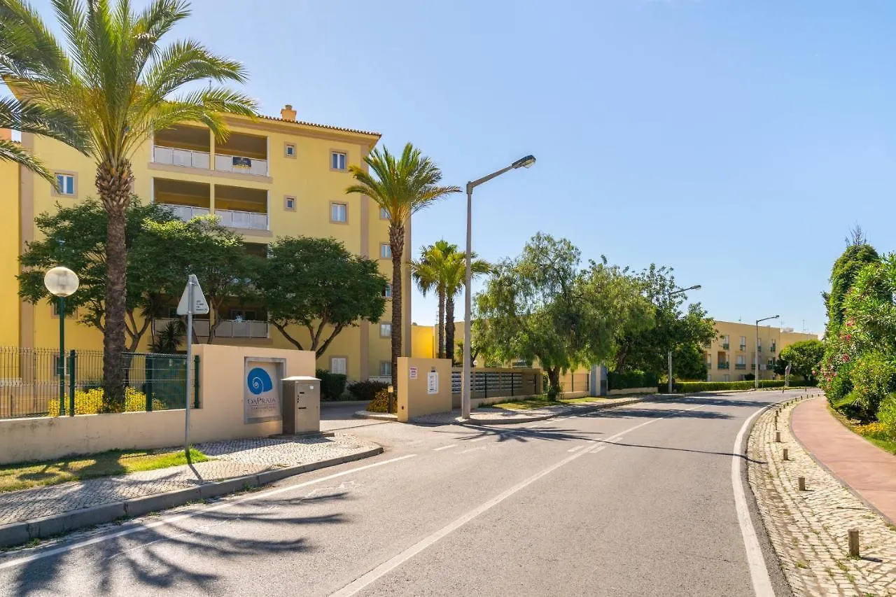 Whome | Vilamoura Family Apartment Quarteira Portugal